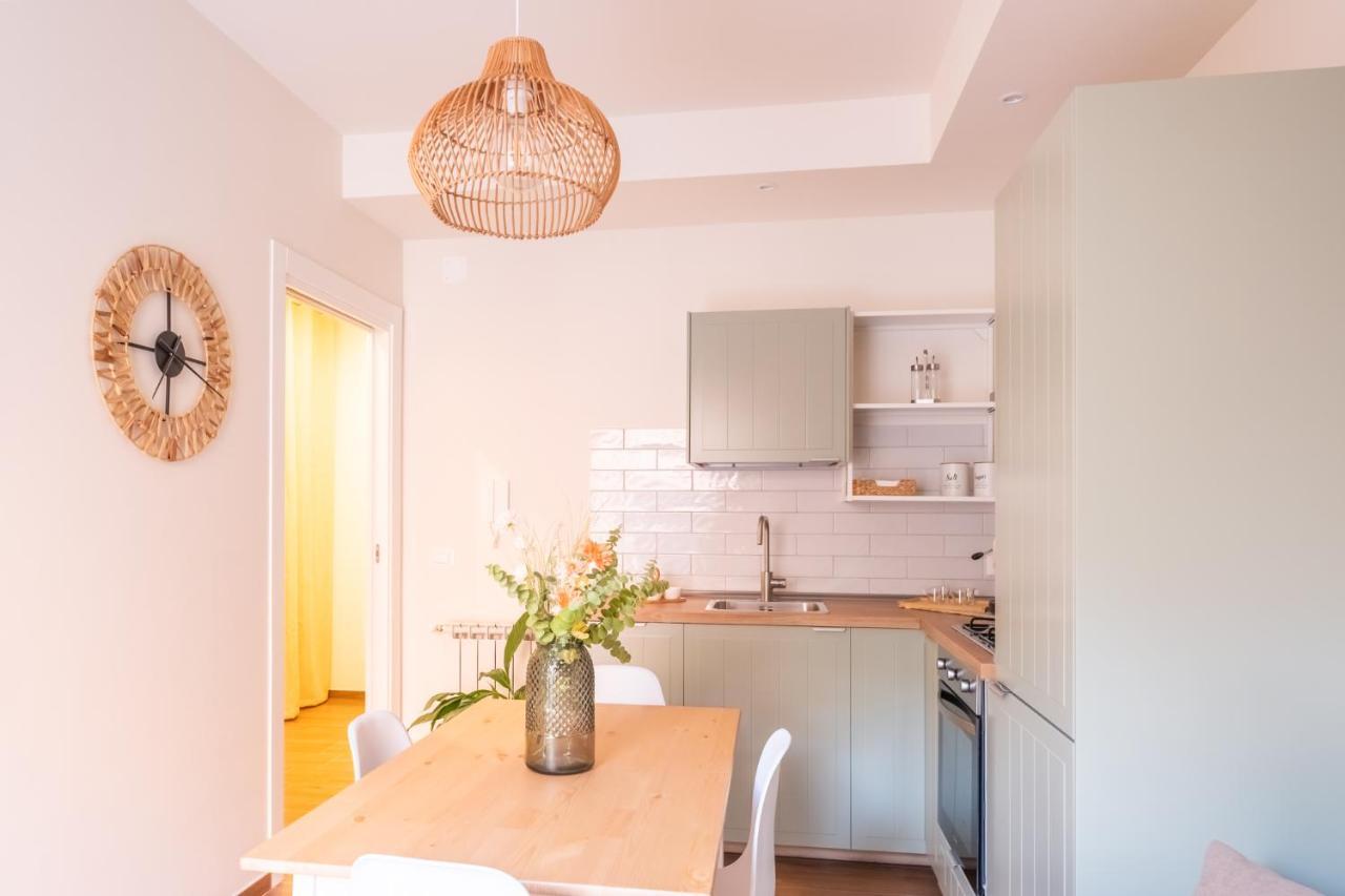 Risorgimento Apartment อาโวลา ภายนอก รูปภาพ